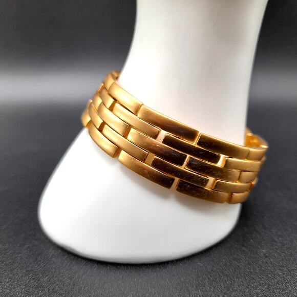 Vintage Monet Gold Plated Link Bracelet, Satin Finish, 7 1/2 Inches - Picture 10 of 10